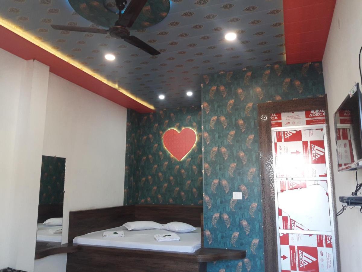 Hotel Rajvihar Pachmarhī Extérieur photo