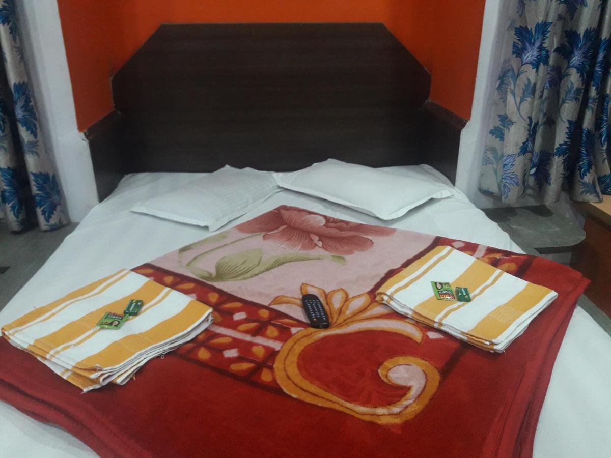 Hotel Rajvihar Pachmarhī Extérieur photo