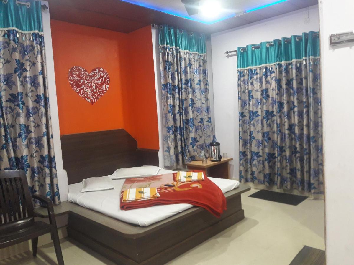 Hotel Rajvihar Pachmarhī Extérieur photo