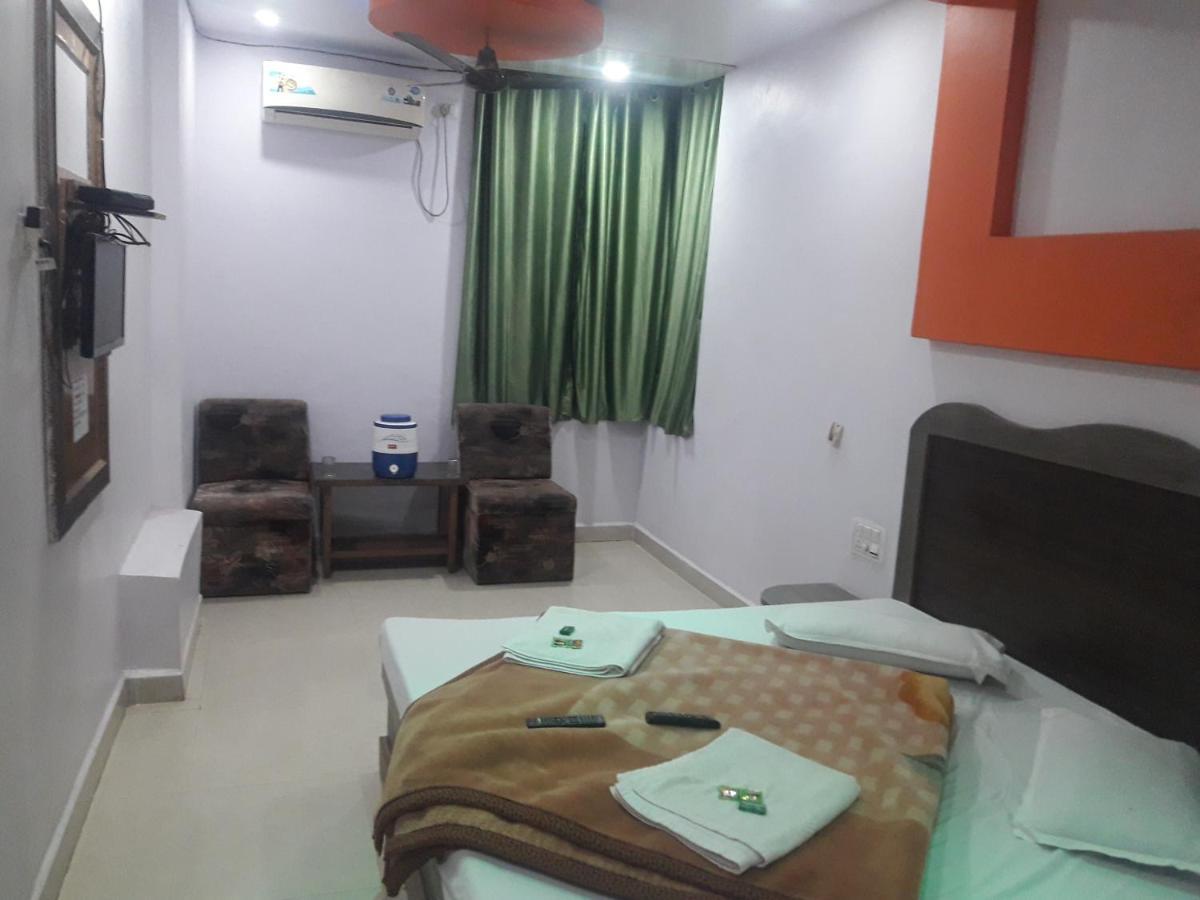 Hotel Rajvihar Pachmarhī Extérieur photo