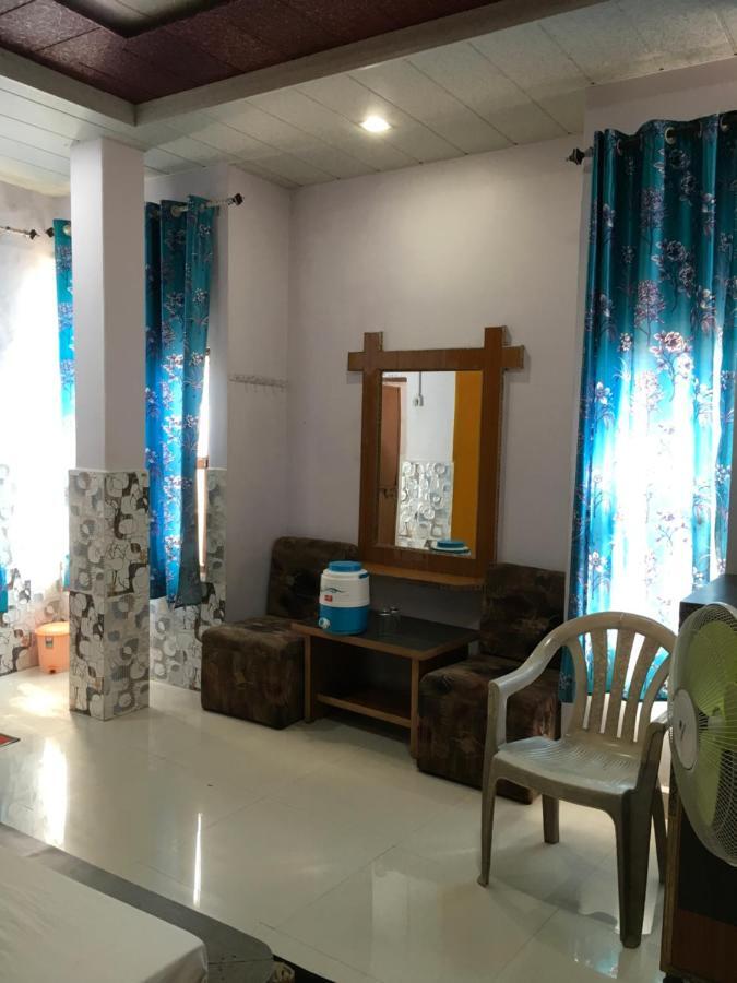 Hotel Rajvihar Pachmarhī Extérieur photo
